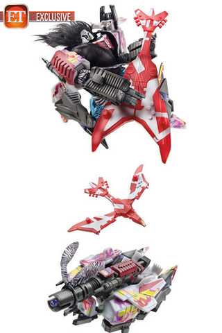 Illustration for article titled Holy @#$% These Rock Star Transformers Are The Greatest Toys Ever
